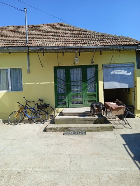 Targu Ocna, casa 3 camere, Galean, pret de garsoniera, 80 mp, schimb